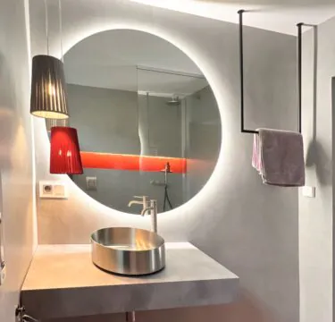 Spiegel mit LED-Beleuchtung, Informationsmaterial